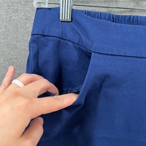 Isaac Mizrahi Live! Stretch Crop Wide Leg with Button Royal Navy Petite 12 - Picture 8 of 9